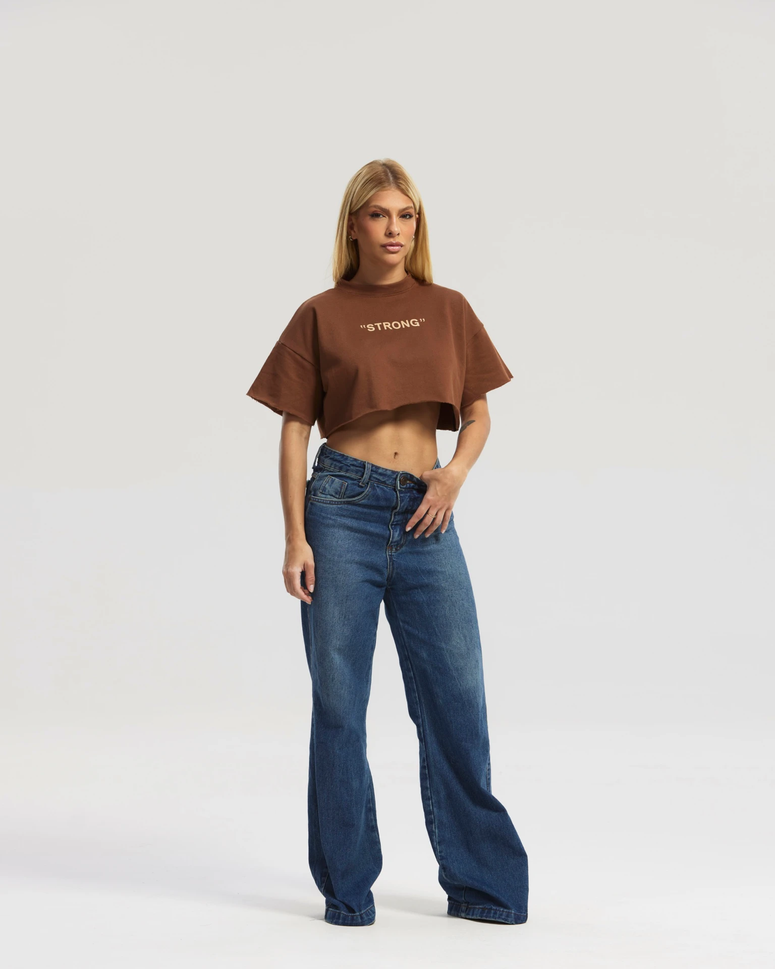 Moletom Cropped "STRONG"